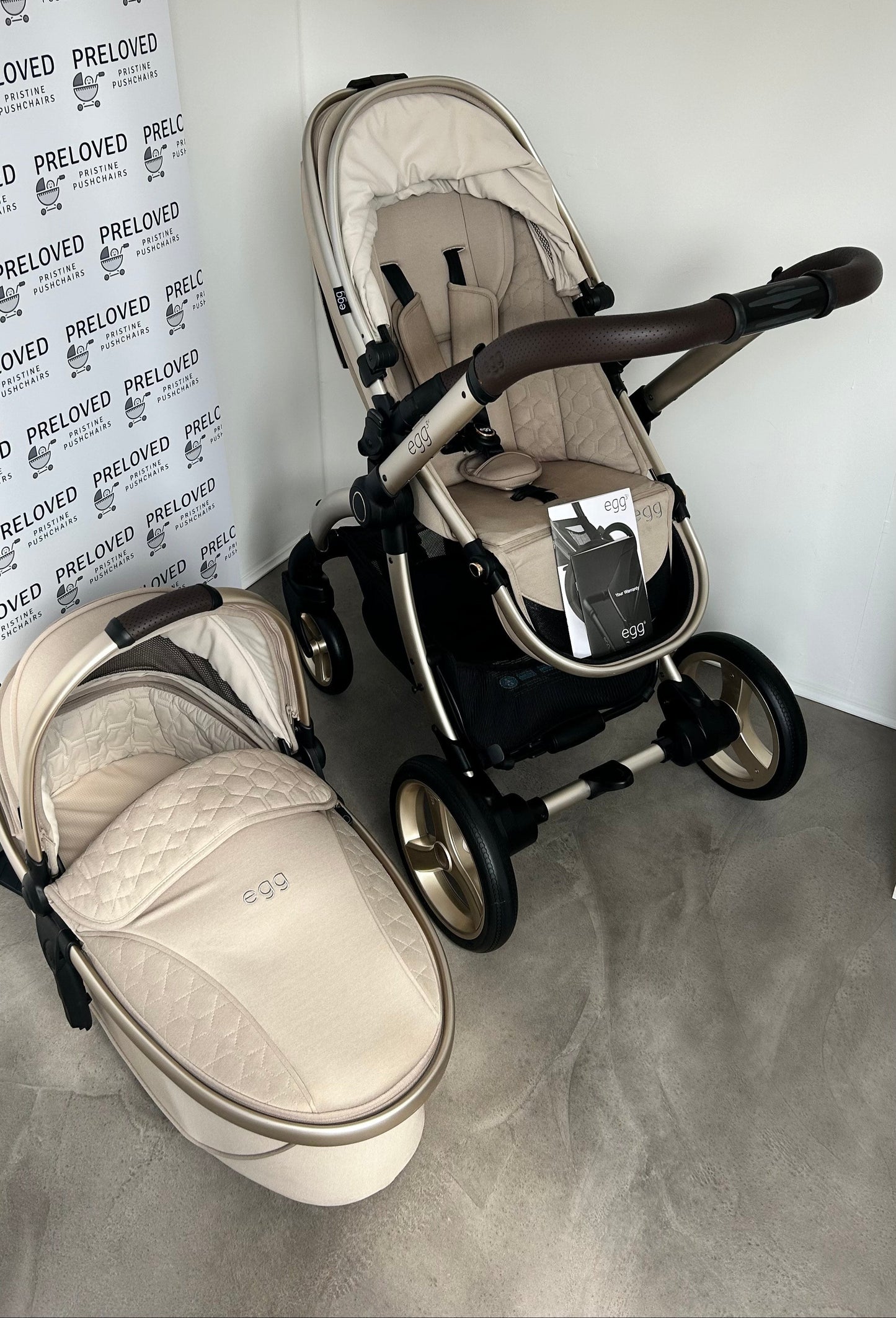 Egg3 Pushchair & Carry Cot Luxury Bundle