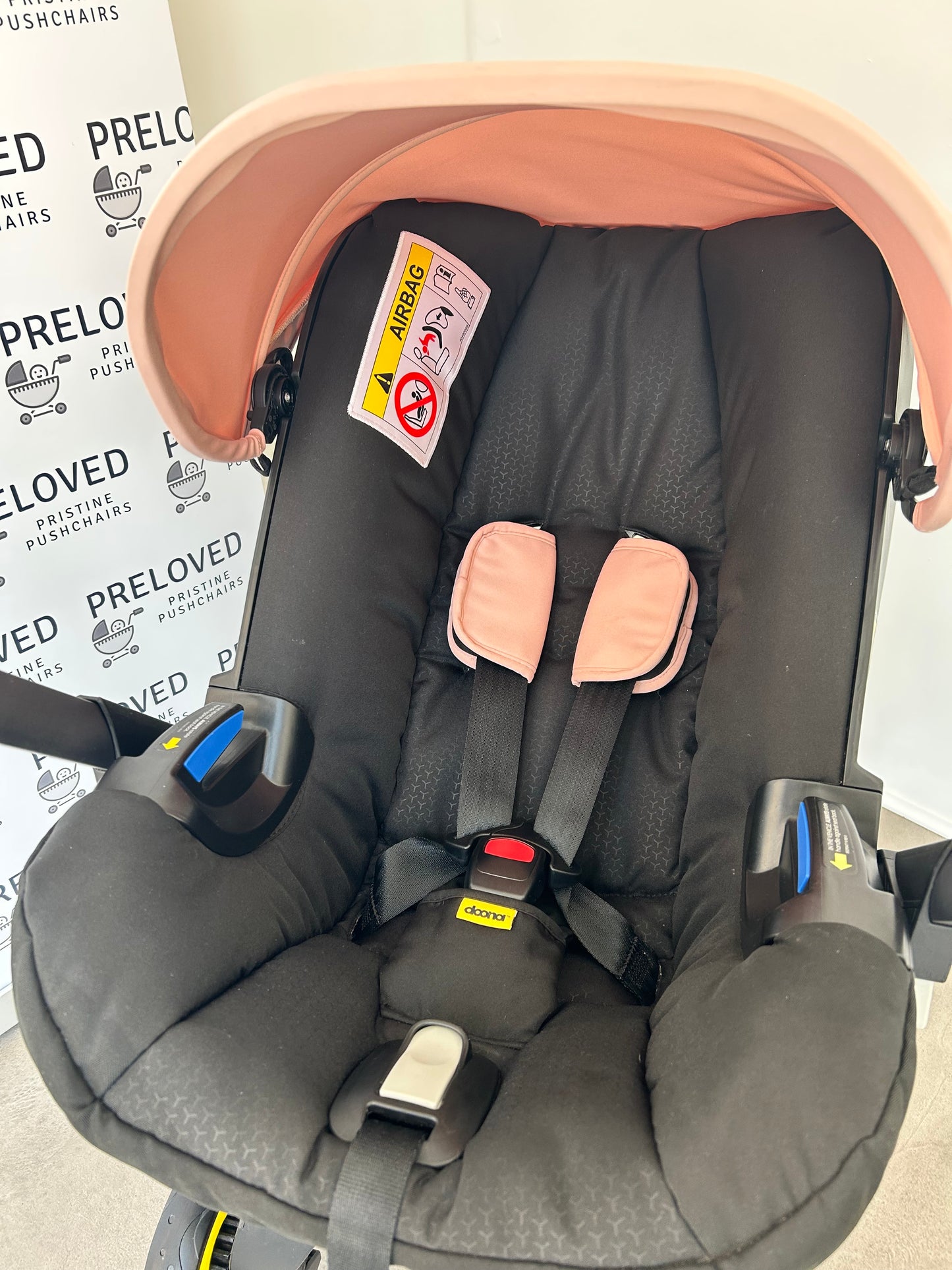 Doona+ Car Seat Stroller & ISOFIX Base