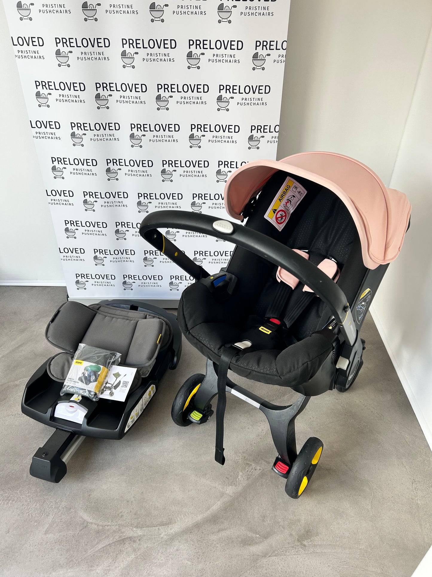 Doona+ Car Seat Stroller & ISOFIX Base