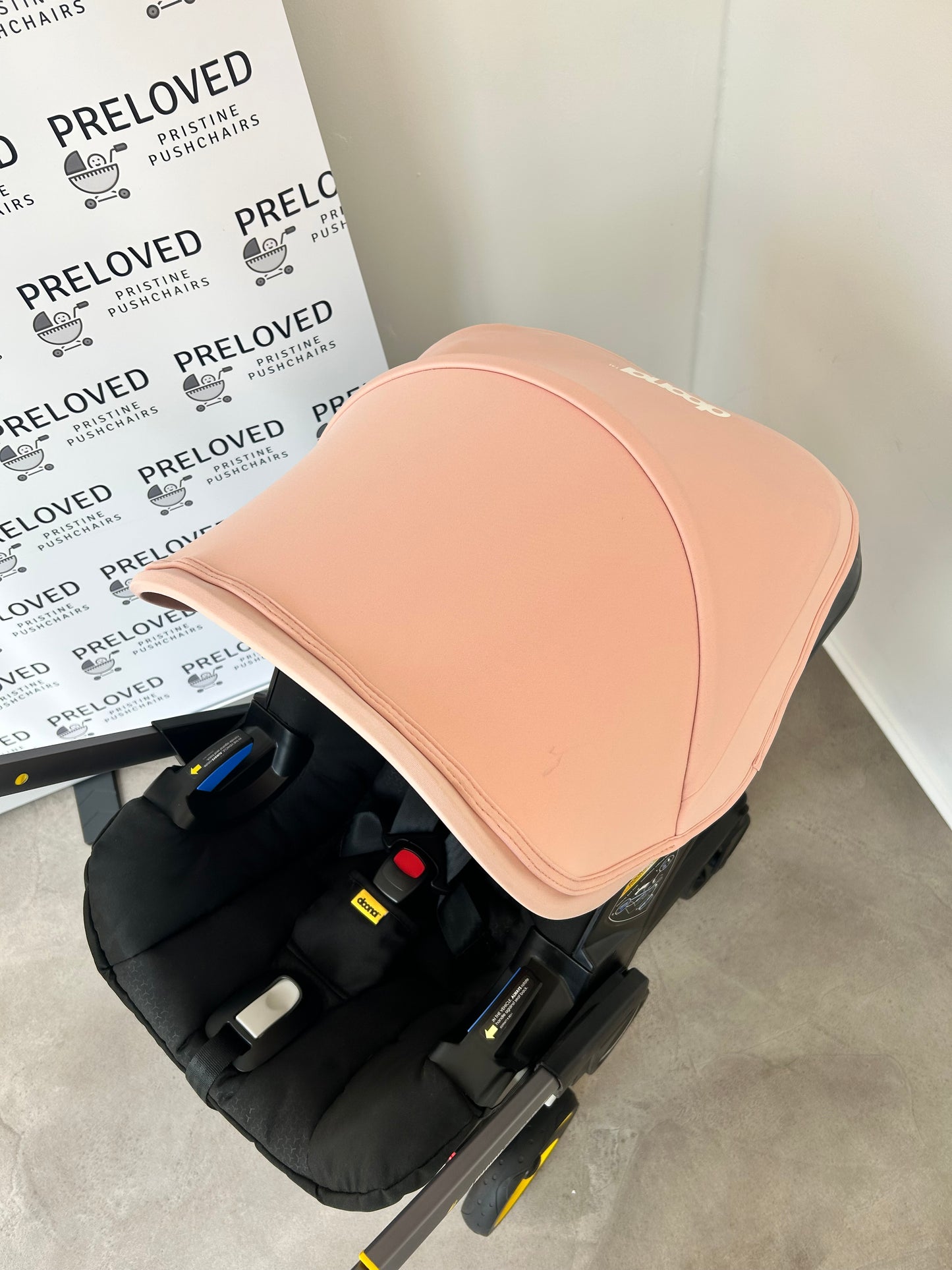 Doona+ Car Seat Stroller & ISOFIX Base