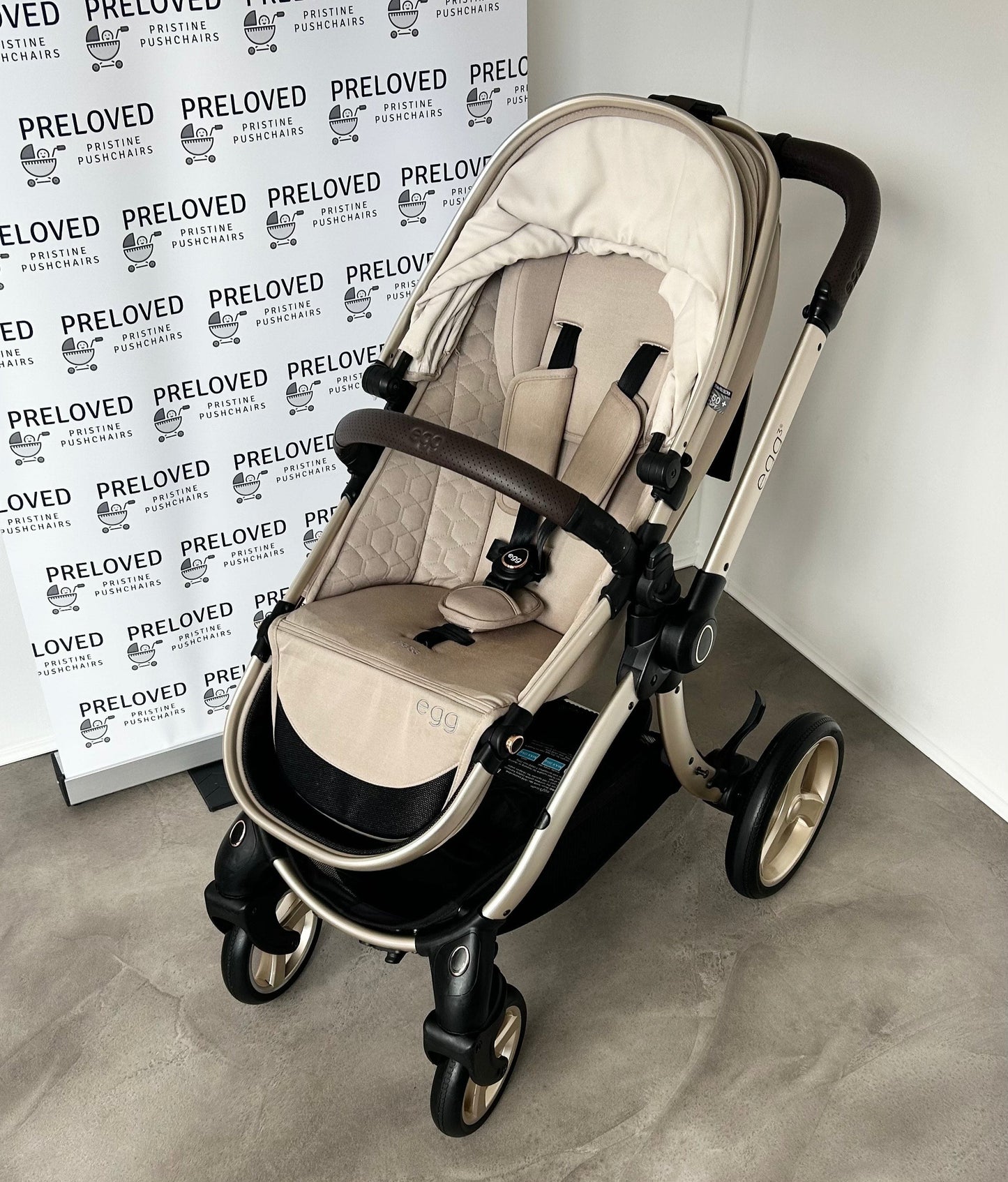 Egg3 Pushchair & Carry Cot Luxury Bundle