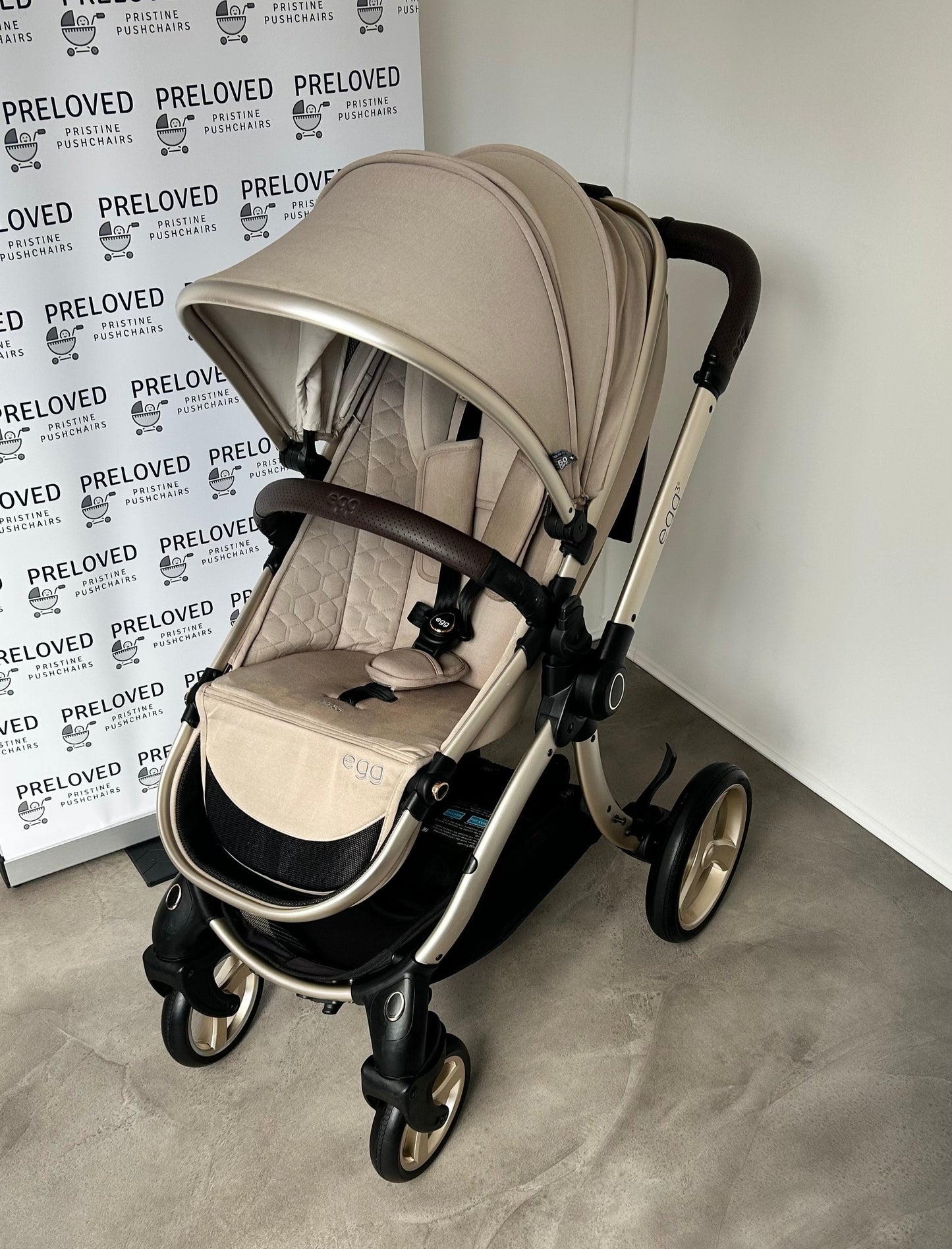 Egg3 Pushchair & Carry Cot Luxury Bundle